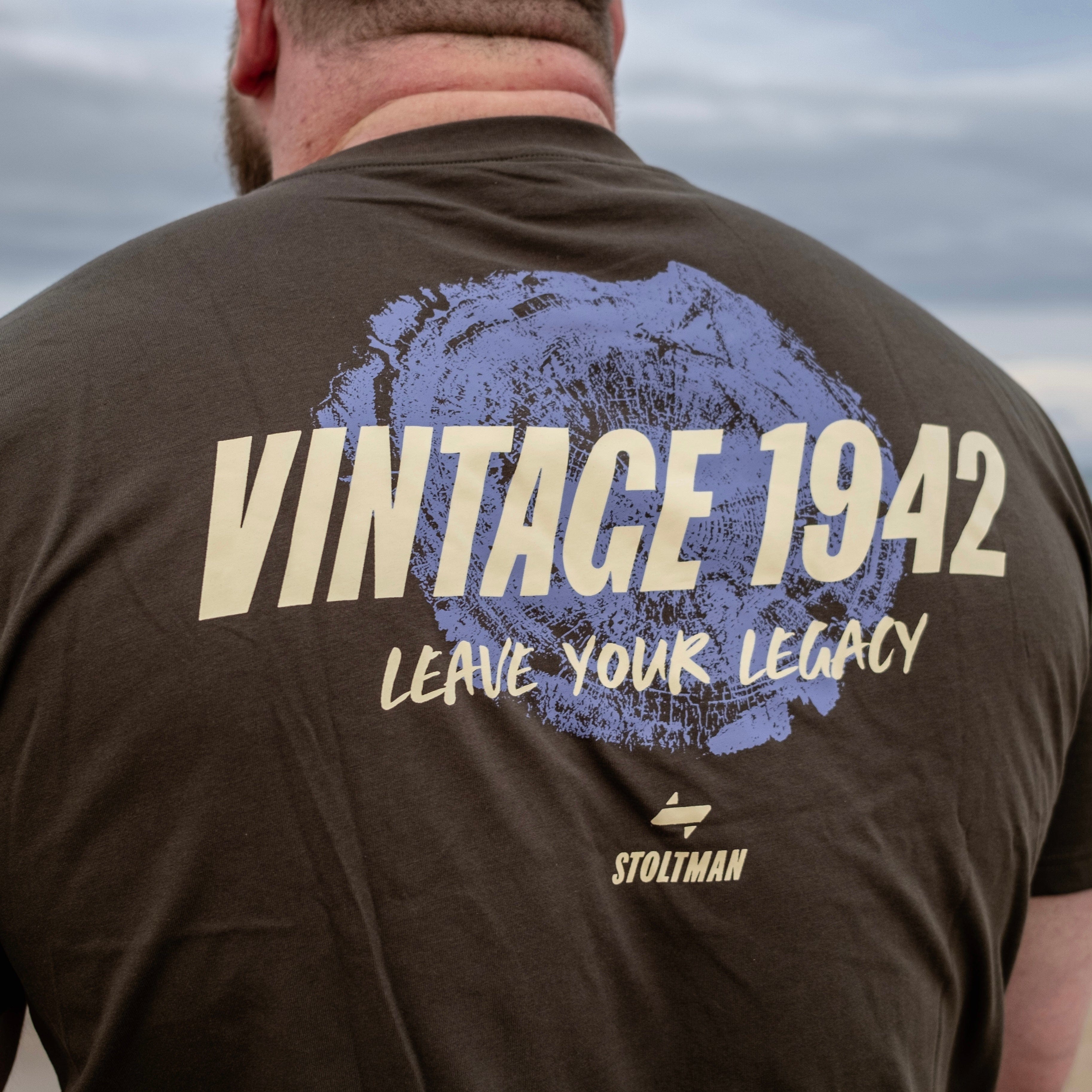 "Vintage 1942 : Opa Stoltman" T-Shirt - Stoltman Brothers